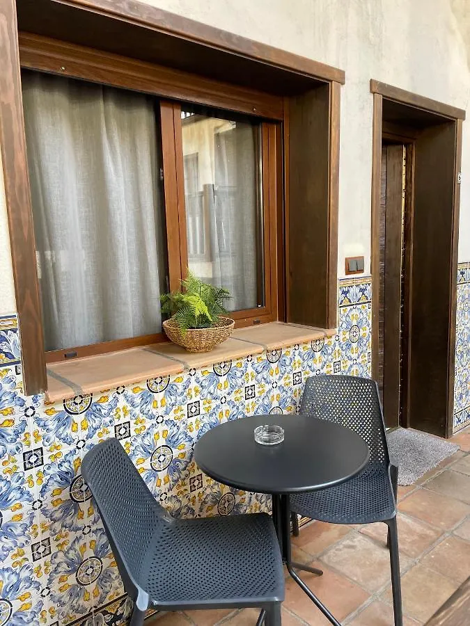 El Patio De Toledo Apartment